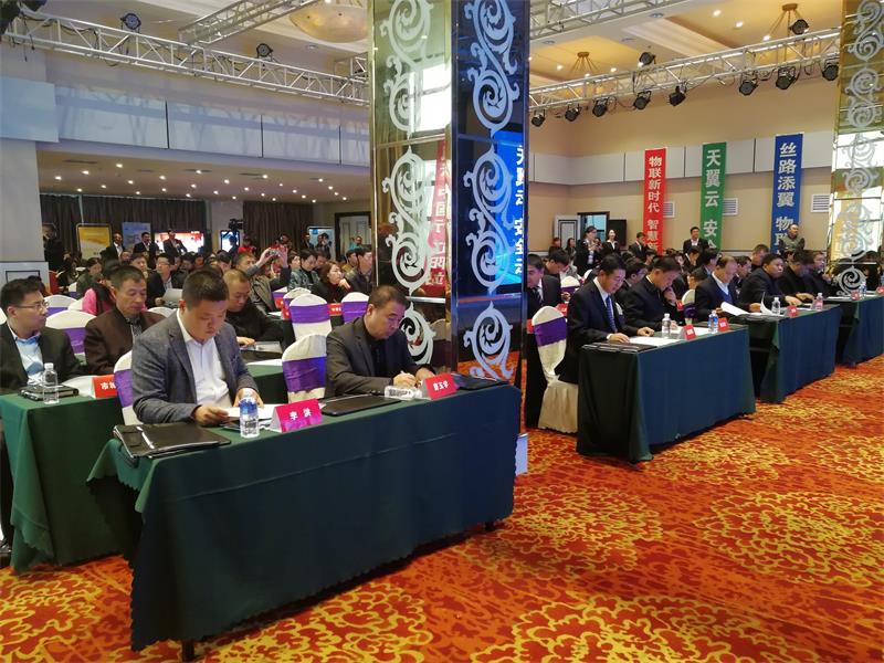 聚会现场2.jpg
