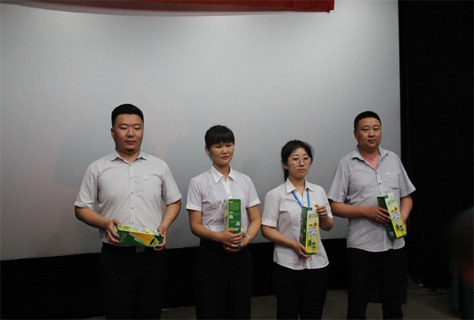 两轮抽奖环节爆发的幸运者.jpg 两轮抽奖环节爆发的幸运者.jpg